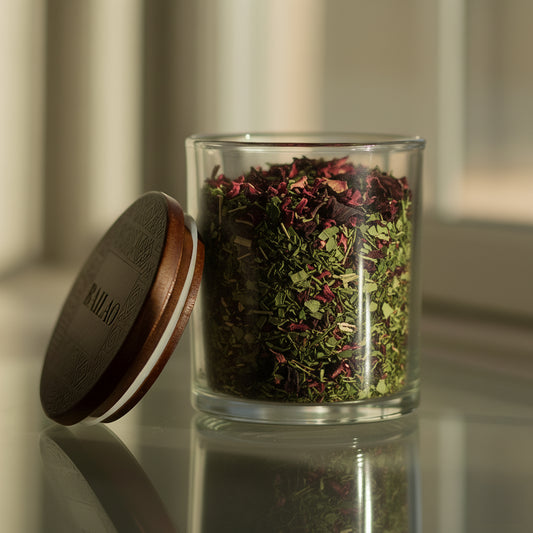 Nyaaré — Hibiscus & Moringa Ritual Tea
